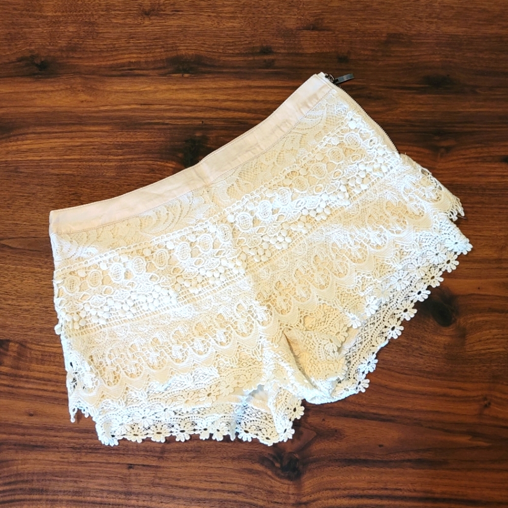 Love Culture Ivory Lace Women Shorts